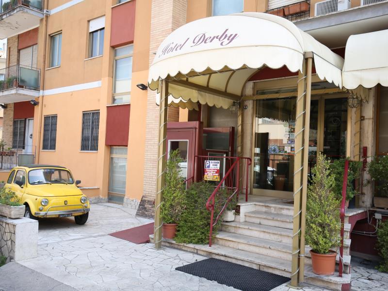 Derby Hotel 3*